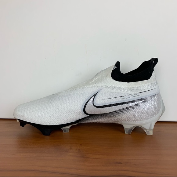 Nike Vapor Edge Elite 360 Flyknit Football Cleats - Picture 8 of 12